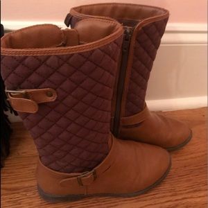 Crazy 8 quilted riding style boots